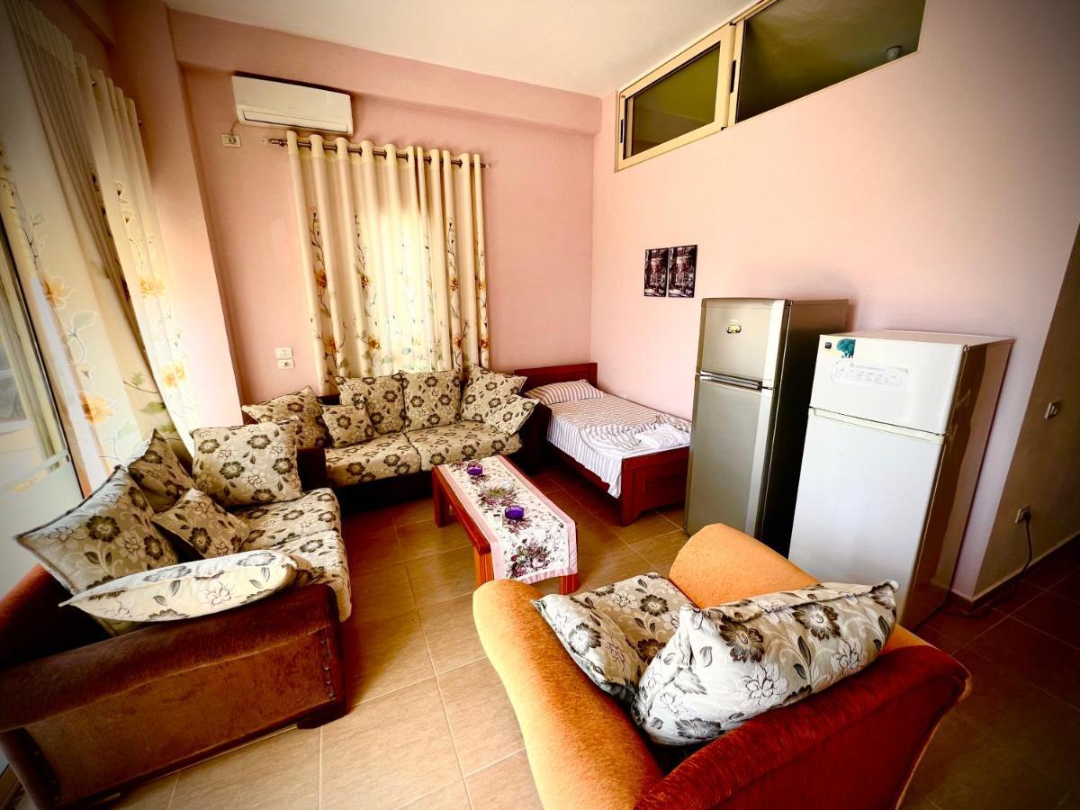Sana Apartment Sarande Exterior photo